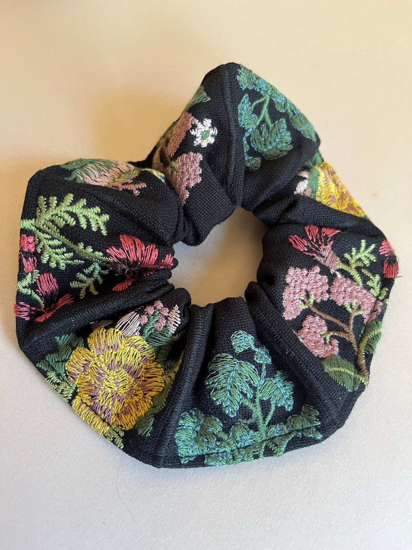Zero waste hair tie - scrunchie