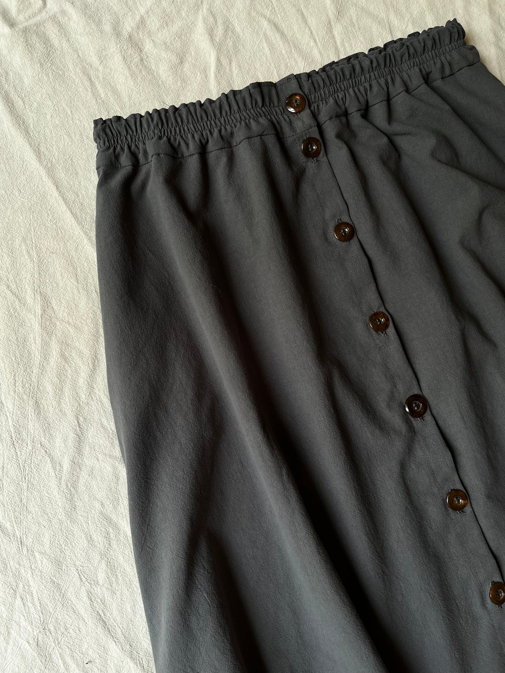 The Carrie midi button up skirt