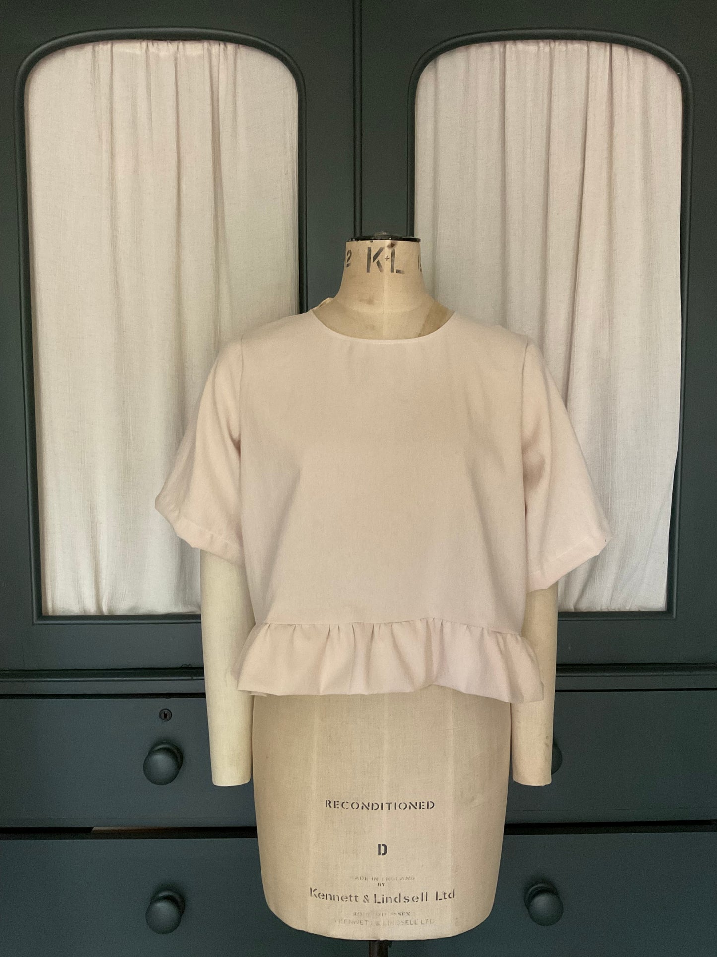Hetty frill top