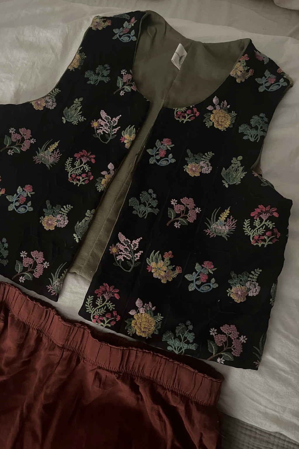 Embroidered tie front vest