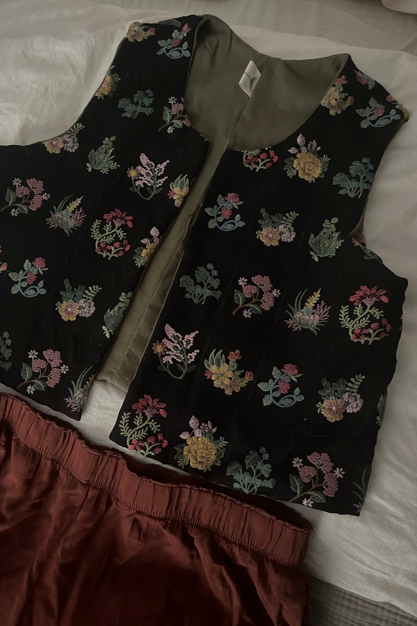 Embroidered tie front vest