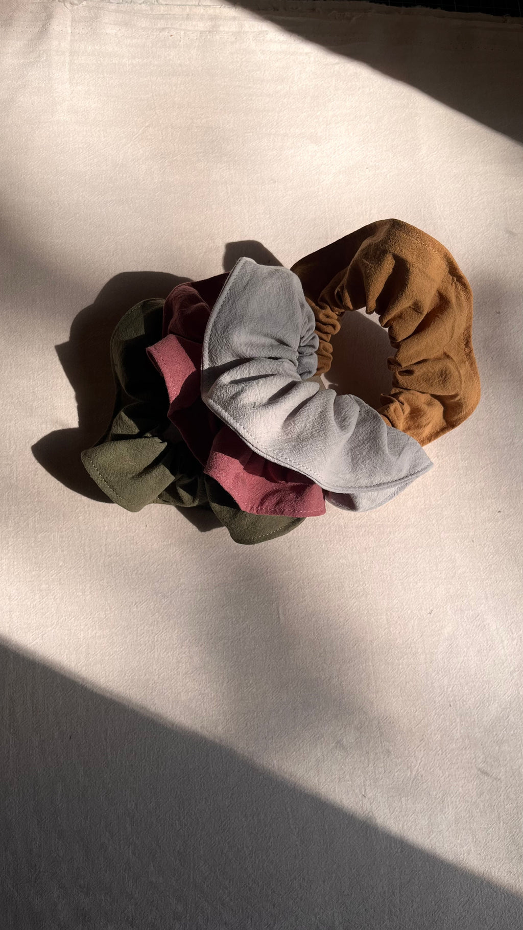 Washed cotton scrunchie set of 4