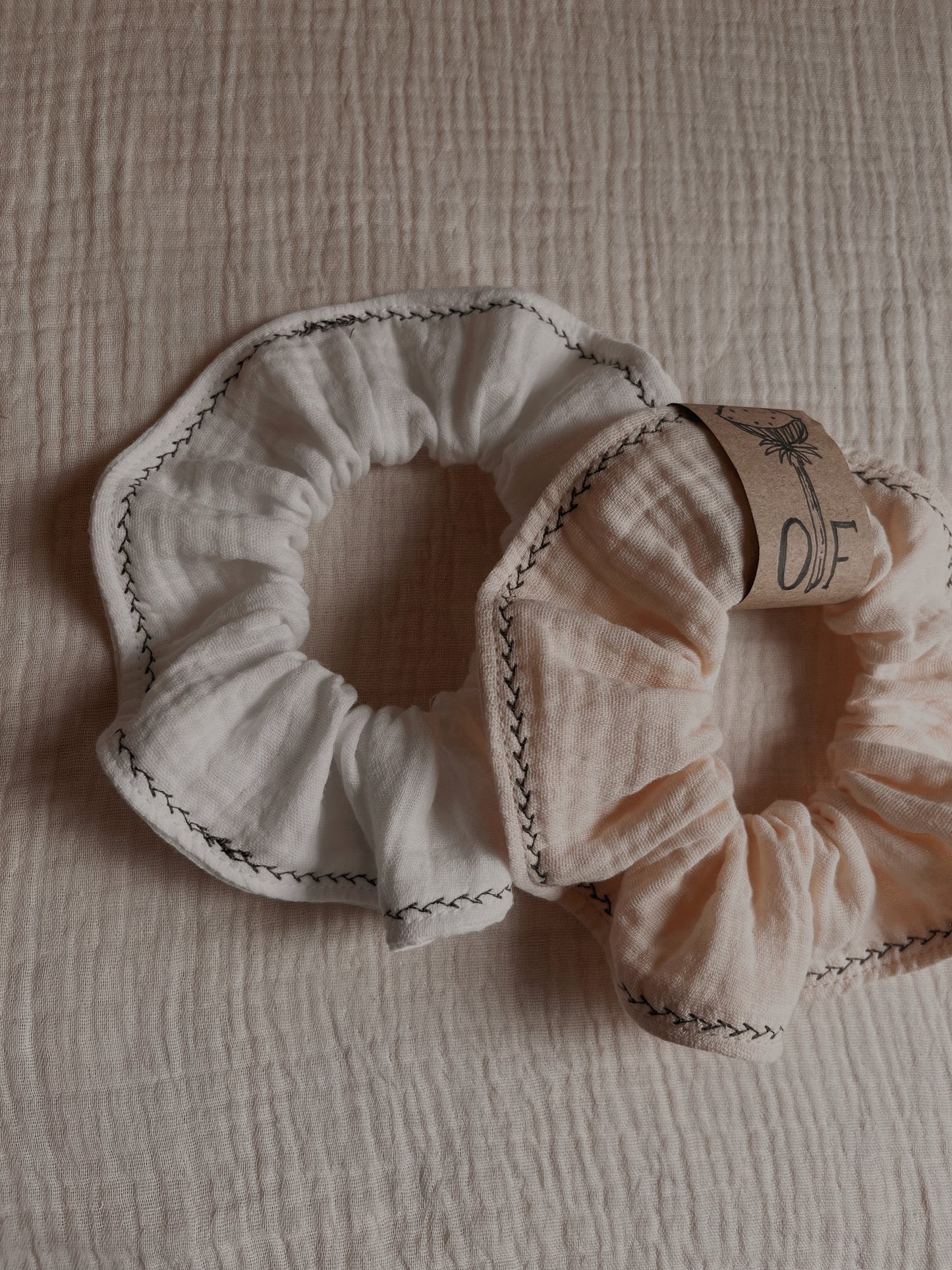 Double gauze cotton scrunchie