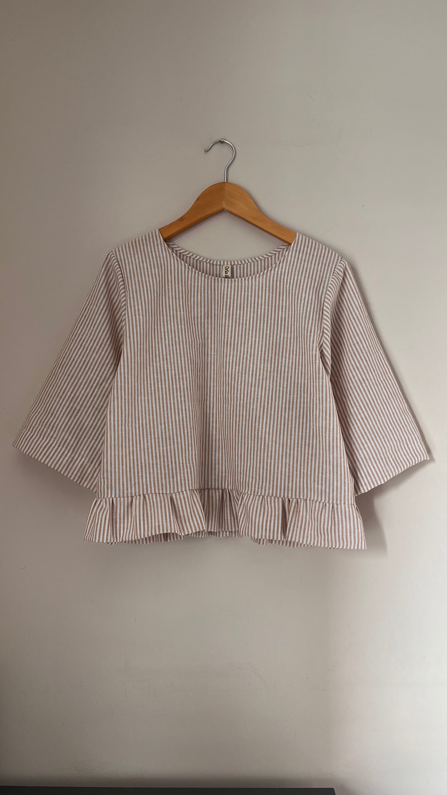 Hetty frill top | peach linen stripe