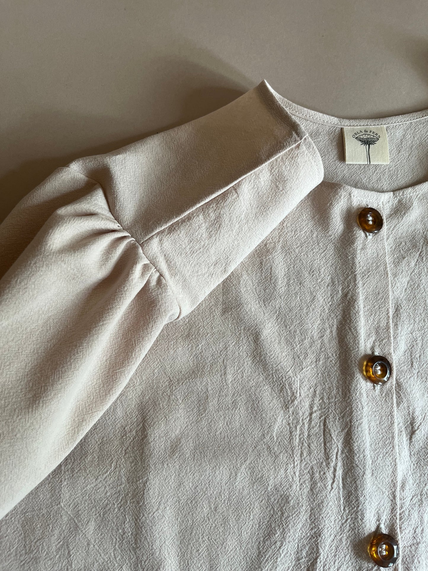 Faye classic sleeve blouse