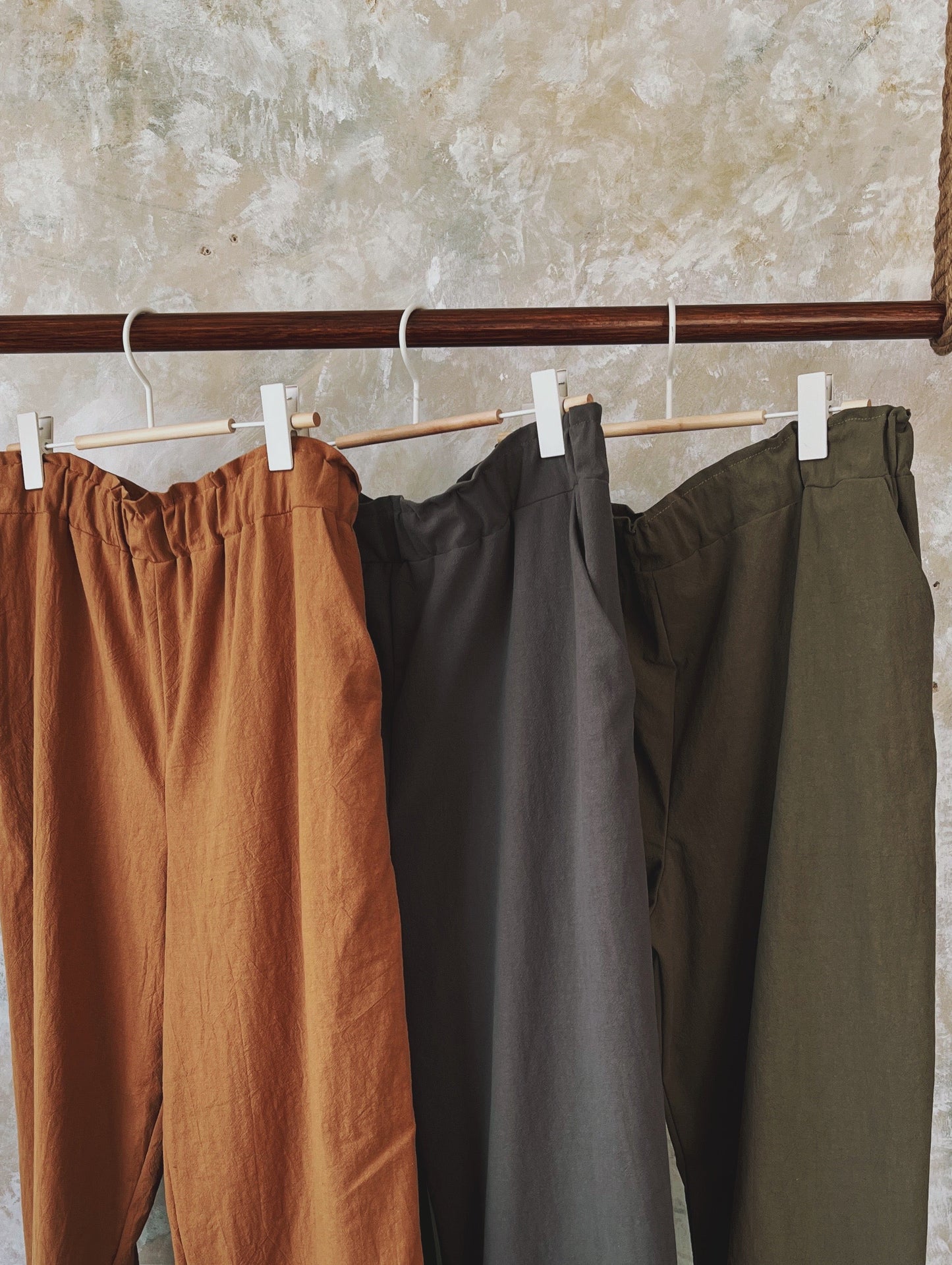 Orla tapered trouser - no tie