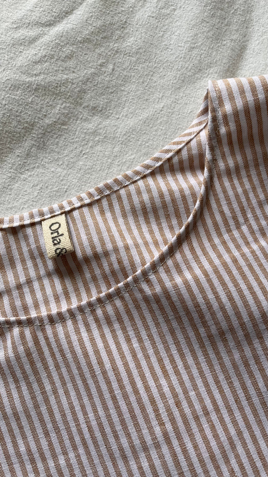 Hetty frill top | peach linen stripe